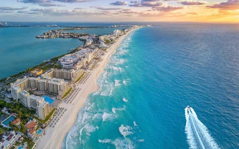 Coco Suites By Andiani Travel Cancún Exteriör bild